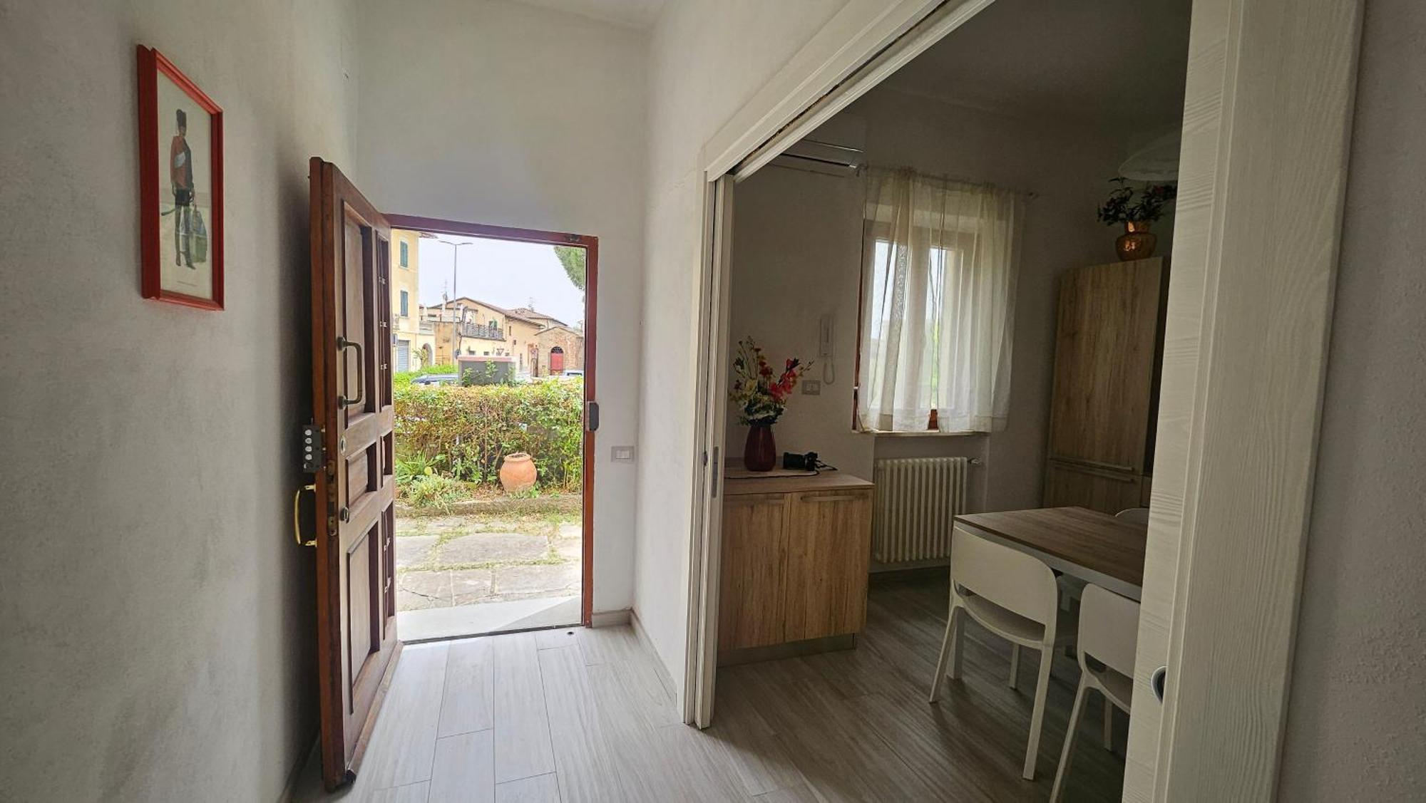 Appartamento Via Roma Castelnuovo D'elsa エクステリア 写真